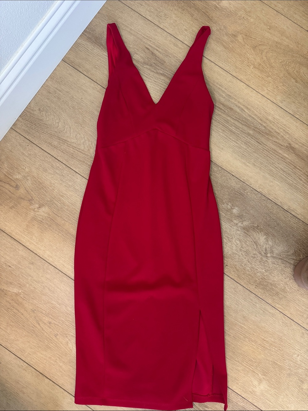 Lulu's Red V-Neck Midi Bodycon Dress